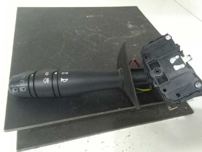 Recambio de mando luces para renault clio ii fase i (b/cbo) 1.2 referencia OEM IAM   VOLANTE