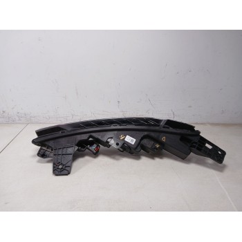 Recambio de faro derecho para omoda 5 referencia OEM IAM 605000726aa  