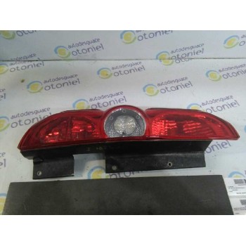 PILOTO TRASERO IZQUIERDO 0051810640 02038099900010 ARAÑADO