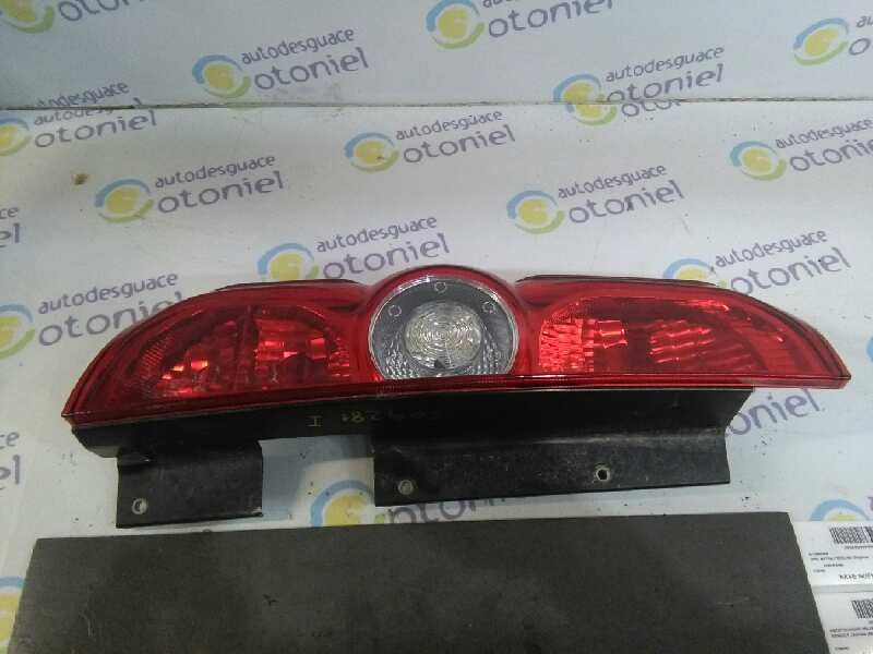 Recambio de piloto trasero izquierdo para fiat doblo 1.6 jtdm cat referencia OEM IAM 0051810640 02038099900010 ARAÑADO