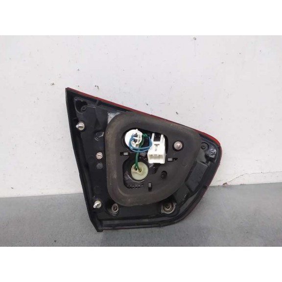 Recambio de piloto trasero derecho interior para kia rio basic referencia OEM IAM 924041W2  