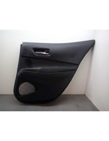 Recambio de guarnecido puerta trasera derecha para toyota corolla (e21) hybrid active referencia OEM IAM 6761702240 CON Maneta I