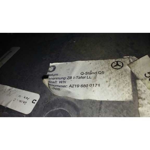 Recambio de consola central para mercedes-benz clase cls (w219) 3.0 cdi cat referencia OEM IAM A2196800171  