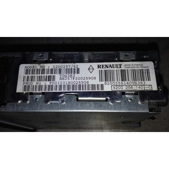 Recambio de sistema audio / radio cd para renault megane ii berlina 5p authentique referencia OEM IAM 820025614TG383  