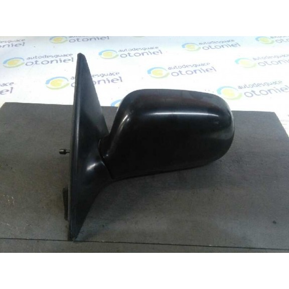 Recambio de retrovisor izquierdo para toyota carina (t17) e 1.6 lxi referencia OEM IAM  MANUAL NEGRO