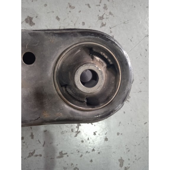 Recambio de brazo suspension inferior delantero derecho para toyota auris active referencia OEM IAM 4806902130  