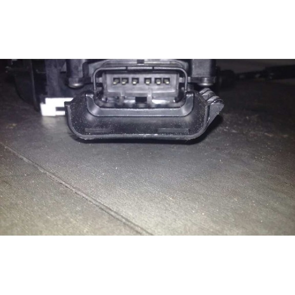 Recambio de cerradura puerta delantera izquierda para bmw serie 1 lim. (f20) 1.6 turbodiesel referencia OEM IAM   4PIN