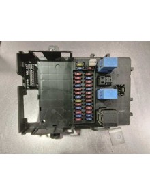 Recambio de caja reles / fusibles para nissan primera berlina (p11) básico referencia OEM IAM S/R S/R 