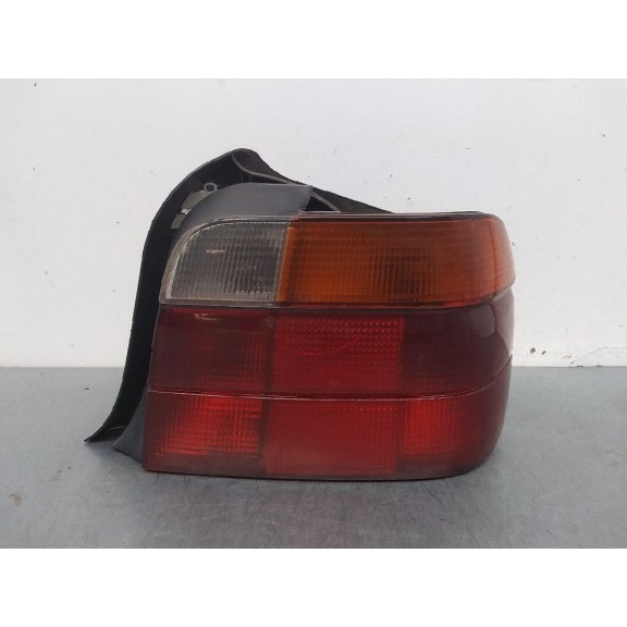 Recambio de piloto trasero derecho para bmw serie 3 compacto (e36) 318tds referencia OEM IAM 63218357870  ROJO--AMBAR