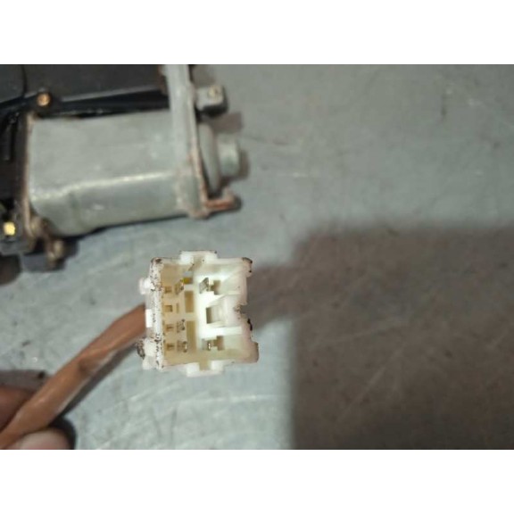 Recambio de elevalunas trasero izquierdo para mitsubishi space wagon (n80/n90) 2,4 glx referencia OEM IAM MR462363 ELECTRICO 5 P