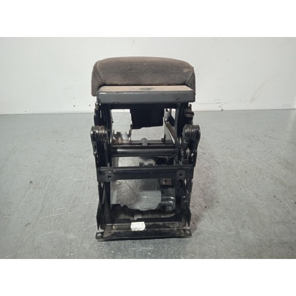 Recambio de apoyabrazos central para skoda superb (3u4) classic referencia OEM IAM 3U0863319A  