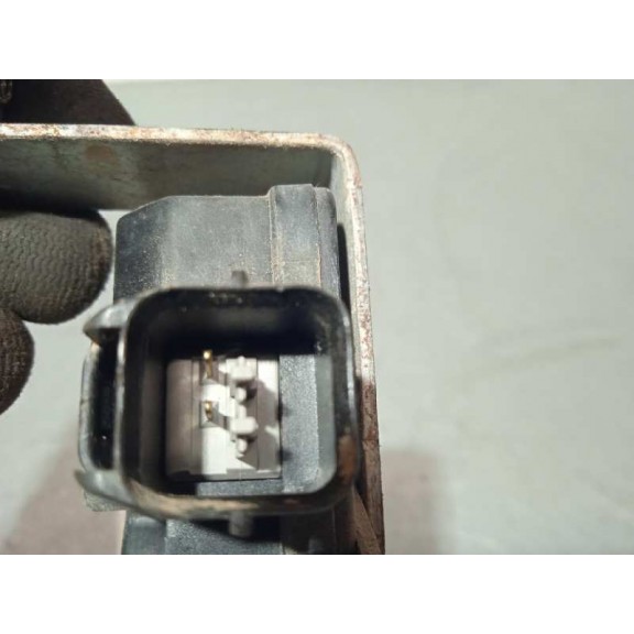 Recambio de cerradura puerta trasera izquierda para mitsubishi space wagon (n80/n90) 2,4 glx referencia OEM IAM SR 2 PINES 