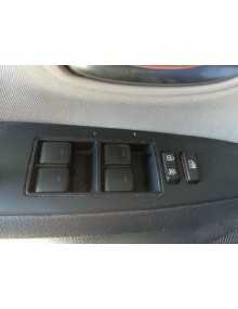 Recambio de mando elevalunas delantero izquierdo para toyota avensis touring sports advance referencia OEM IAM   