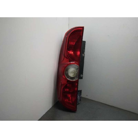 Recambio de piloto trasero izquierdo para fiat doblo cargo 1.3 16v jtd cat referencia OEM IAM 51810674  