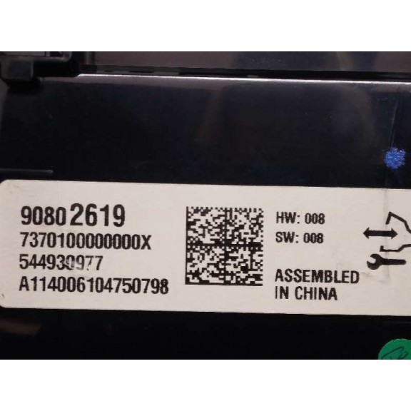 Recambio de sistema navegacion gps para opel insignia berlina expression referencia OEM IAM 13277909 PANTALLA MULTIMEDIA 2 SERIE