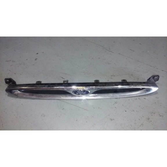 Recambio de rejilla delantera para ford escort berl./turnier atlanta berlina referencia OEM IAM   