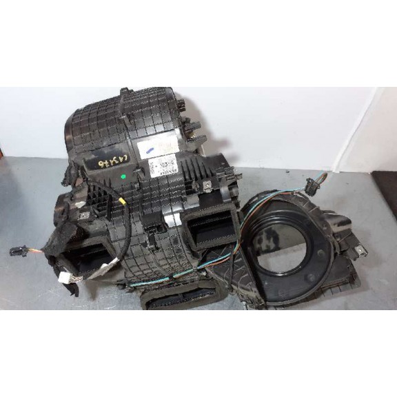 Recambio de evaporador aire acondicionado para renault master kipper doka l3h1 3,5t referencia OEM IAM 271103759RB  