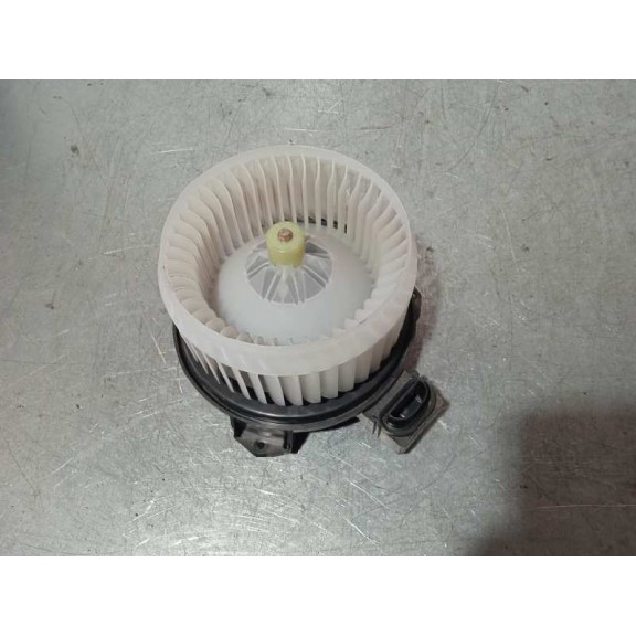 Recambio de motor calefaccion para suzuki sx4 rw (ey) gl referencia OEM IAM AV1370 2 PIN 