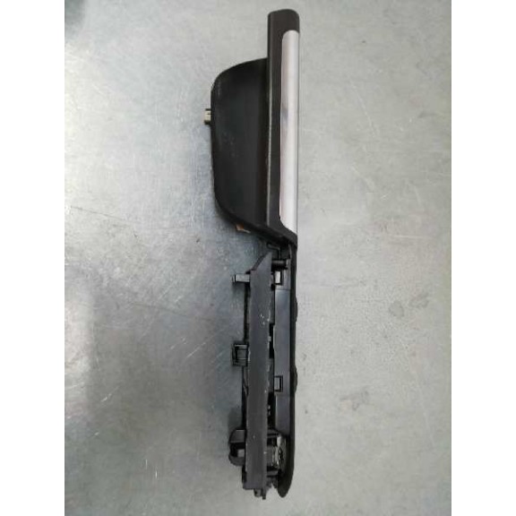 Recambio de mando elevalunas delantero izquierdo para ford kuga (cbs) titanium referencia OEM IAM AM5T14A132AB  4 TECLAS