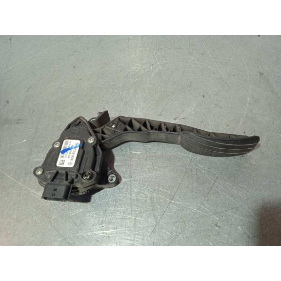 Recambio de potenciometro pedal para renault master kipper doka l3h1 3,5t referencia OEM IAM 8200672369C  