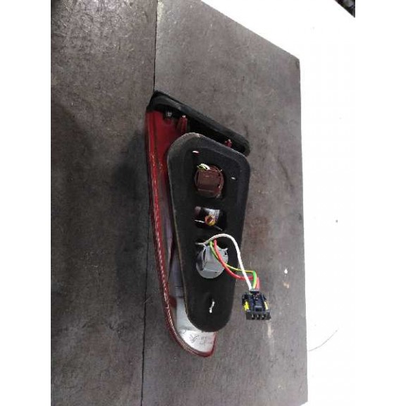 Recambio de piloto trasero izquierdo para peugeot 607 (s2) básico referencia OEM IAM INT  