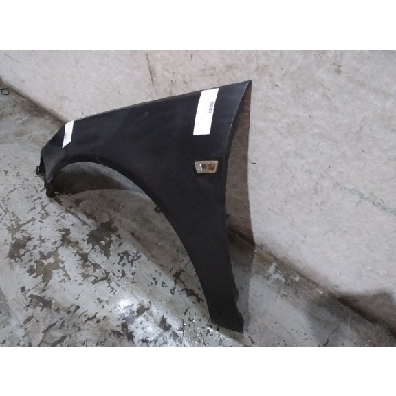 Recambio de aleta delantera izquierda para opel insignia berlina 2.0 cdti cat referencia OEM IAM 13277520  