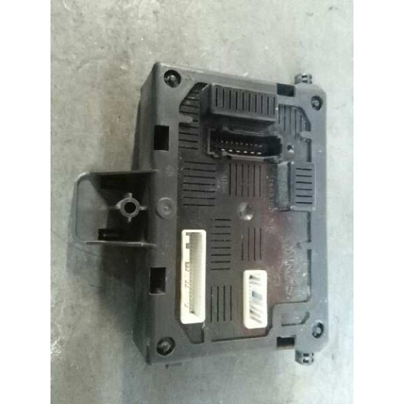 Recambio de modulo electronico para renault clio iii 20 aniversario referencia OEM IAM 8200343733  