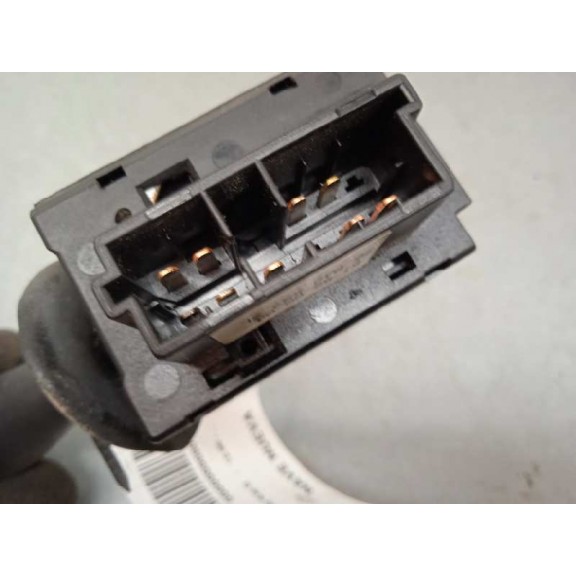 Recambio de mando limpia para peugeot 106 (s2) kid d referencia OEM IAM 96049597ZL  