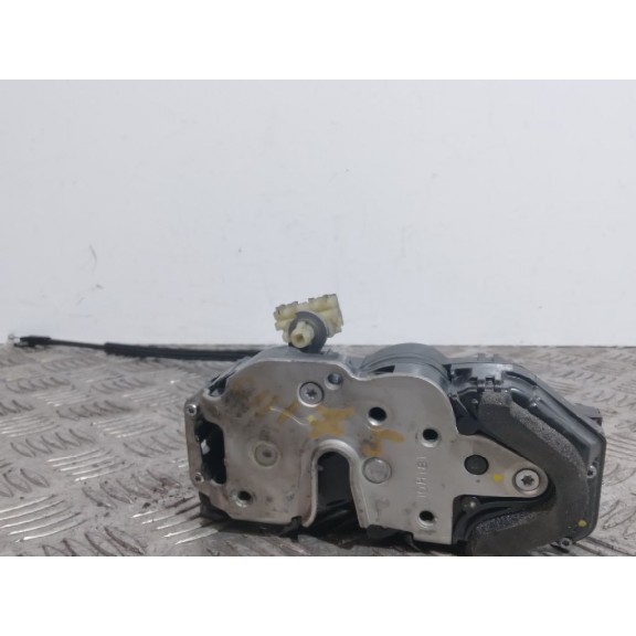 Recambio de cerradura puerta delantera izquierda para opel insignia berlina 2.0 cdti cat referencia OEM IAM 613556841  