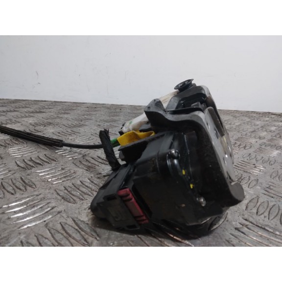 Recambio de cerradura puerta delantera izquierda para opel insignia berlina 2.0 cdti cat referencia OEM IAM 613556841  
