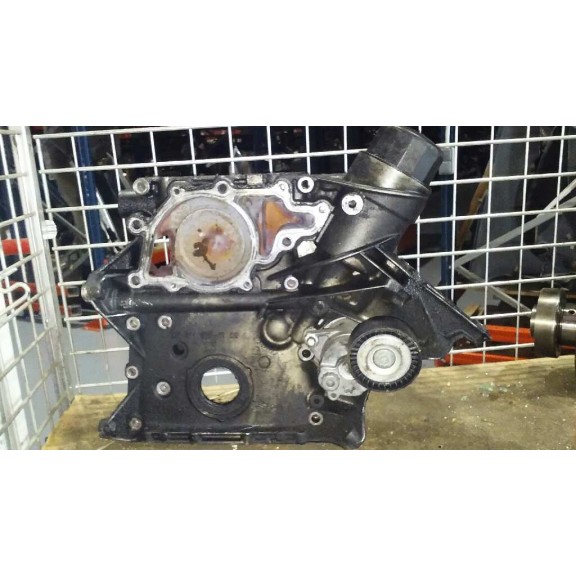Recambio de tapa distribucion para mercedes-benz clase c (w203) berlina 220 cdi (203.006) referencia OEM IAM   