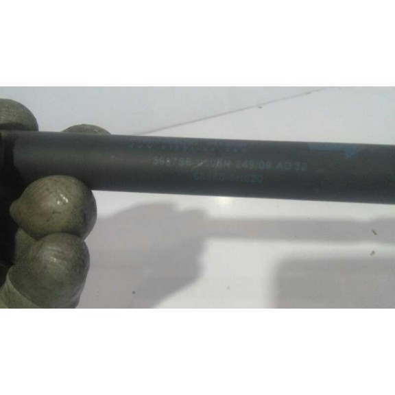 Recambio de amortiguadores maletero / porton para peugeot 107 básico referencia OEM IAM 689500H020 X1 305N