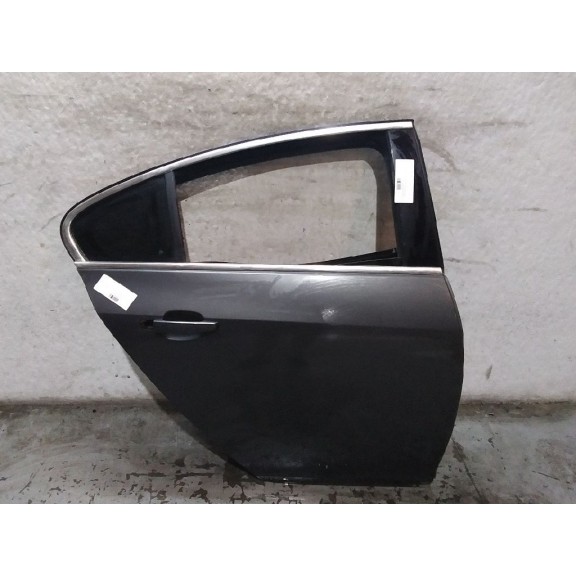 Recambio de puerta trasera derecha para opel insignia berlina 2.0 cdti cat referencia OEM IAM 22796348  22796348