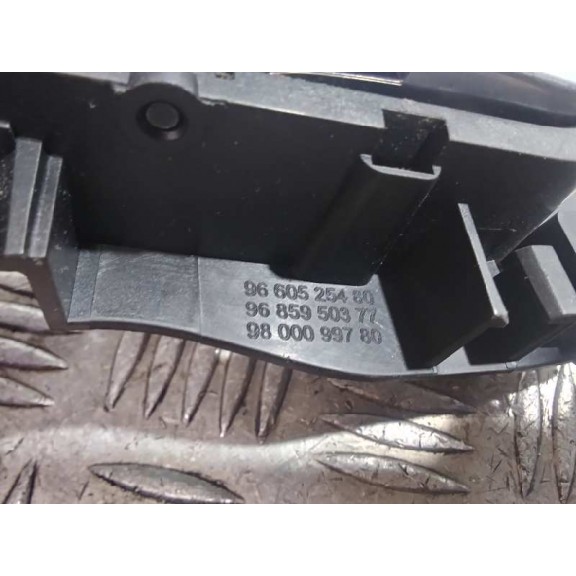 Recambio de cerradura puerta trasera izquierda para citroën c4 grand picasso shine referencia OEM IAM 9660525480  