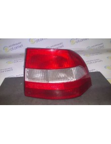 Recambio de piloto trasero derecho para opel vectra b berlina básico referencia OEM IAM  4P 1ª SERIE