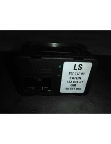 Recambio de mando elevalunas delantero izquierdo para opel astra g berlina club referencia OEM IAM 90561086   2