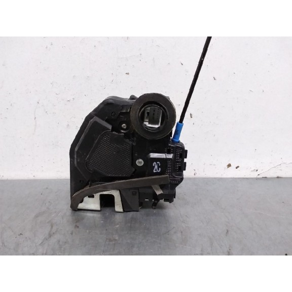Recambio de cerradura puerta trasera izquierda para toyota auris hybrid active referencia OEM IAM   2 PINS