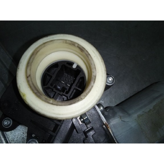 Recambio de elevalunas trasero izquierdo para toyota auris hybrid active referencia OEM IAM 8570102010 961920101 10 PINS