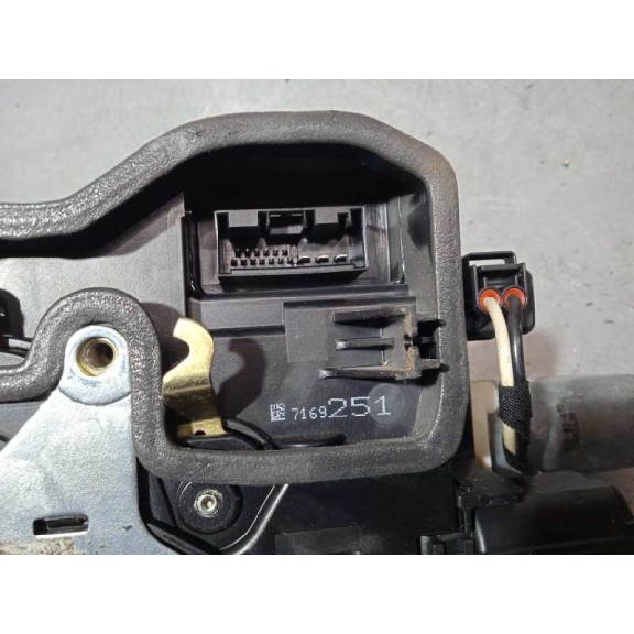 Recambio de cerradura puerta trasera izquierda para bmw serie 7 (e65/e66) 750i referencia OEM IAM   