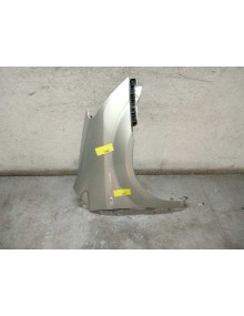 Recambio de aleta delantera derecha para toyota corolla verso (r1) 2.2 d-4d luna referencia OEM IAM    2