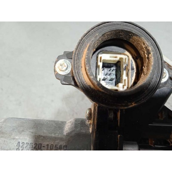 Recambio de elevalunas delantero izquierdo para toyota rav 4 (a3) 2.2 d-4d cat referencia OEM IAM 42252010540 42252010540 7 PINS