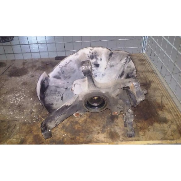 Recambio de mangueta delantera izquierda para mitsubishi l 200 (k6/7) 2.5 td cat referencia OEM IAM   