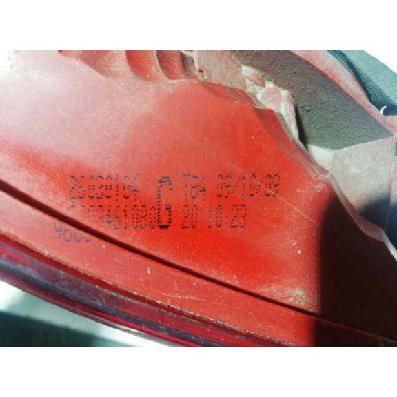 Recambio de piloto trasero izquierdo interior para peugeot 3008 confort referencia OEM IAM 9683461080 9683461080 1º