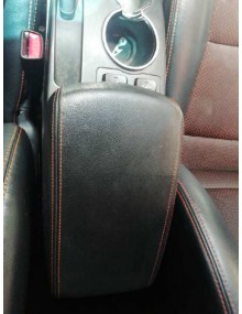 Recambio de apoyabrazos central para ssangyong korando limited 4x2 referencia OEM IAM   