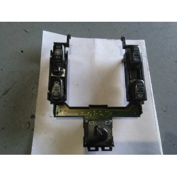 MANDO ELEVALUNAS DELANTERO IZQUIERDO 2108200110 CONSOLA CENTRAL 