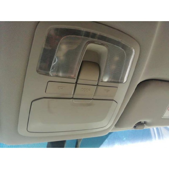 Recambio de luz interior para ssangyong korando limited 4x2 referencia OEM IAM   