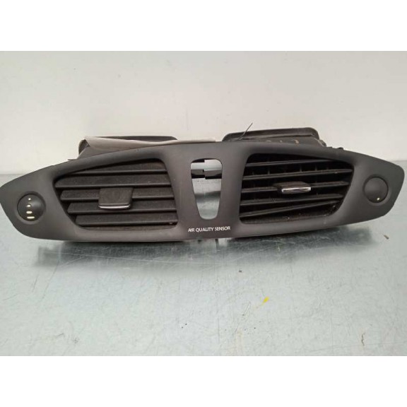 Recambio de aireador para renault scenic iii 1.5 dci diesel fap referencia OEM IAM 682600033IR 682600033IR CENTRAL