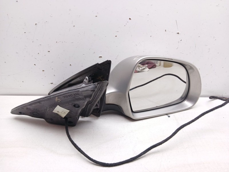 Recambio de retrovisor derecho para skoda superb ii (3t4) 2.0 tdi 16v referencia OEM IAM   