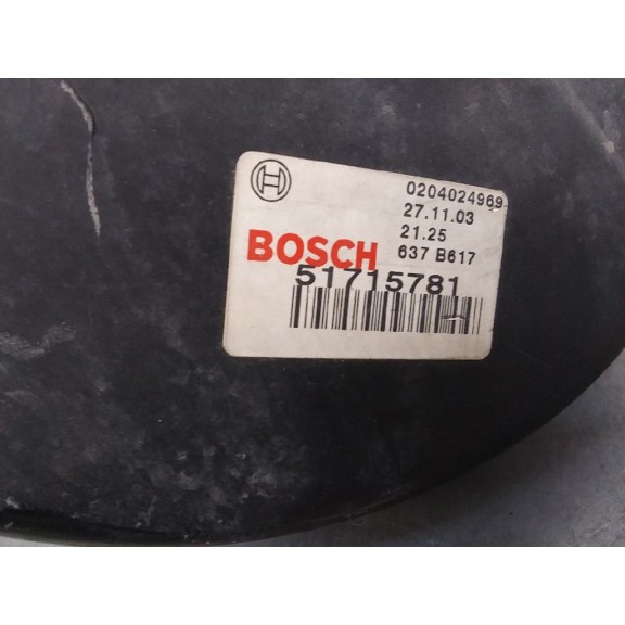 Recambio de servofreno para lancia ypsilon (101) 1.4 16v argento referencia OEM IAM 51715781 0204024969 BOSCH
