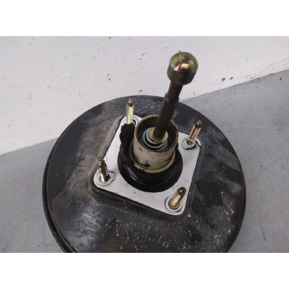 Recambio de servofreno para lancia ypsilon (101) 1.4 16v argento referencia OEM IAM 51715781 0204024969 BOSCH